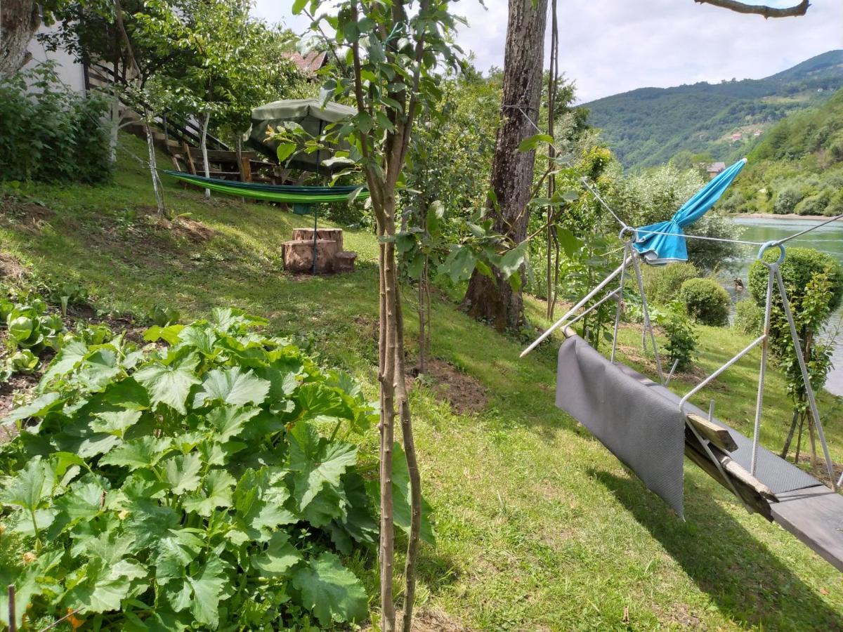 Bed and Breakfast Prenociste Na Drini Foca Exterior foto