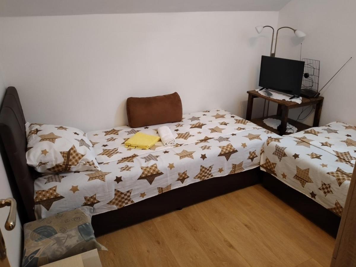 Bed and Breakfast Prenociste Na Drini Foca Exterior foto