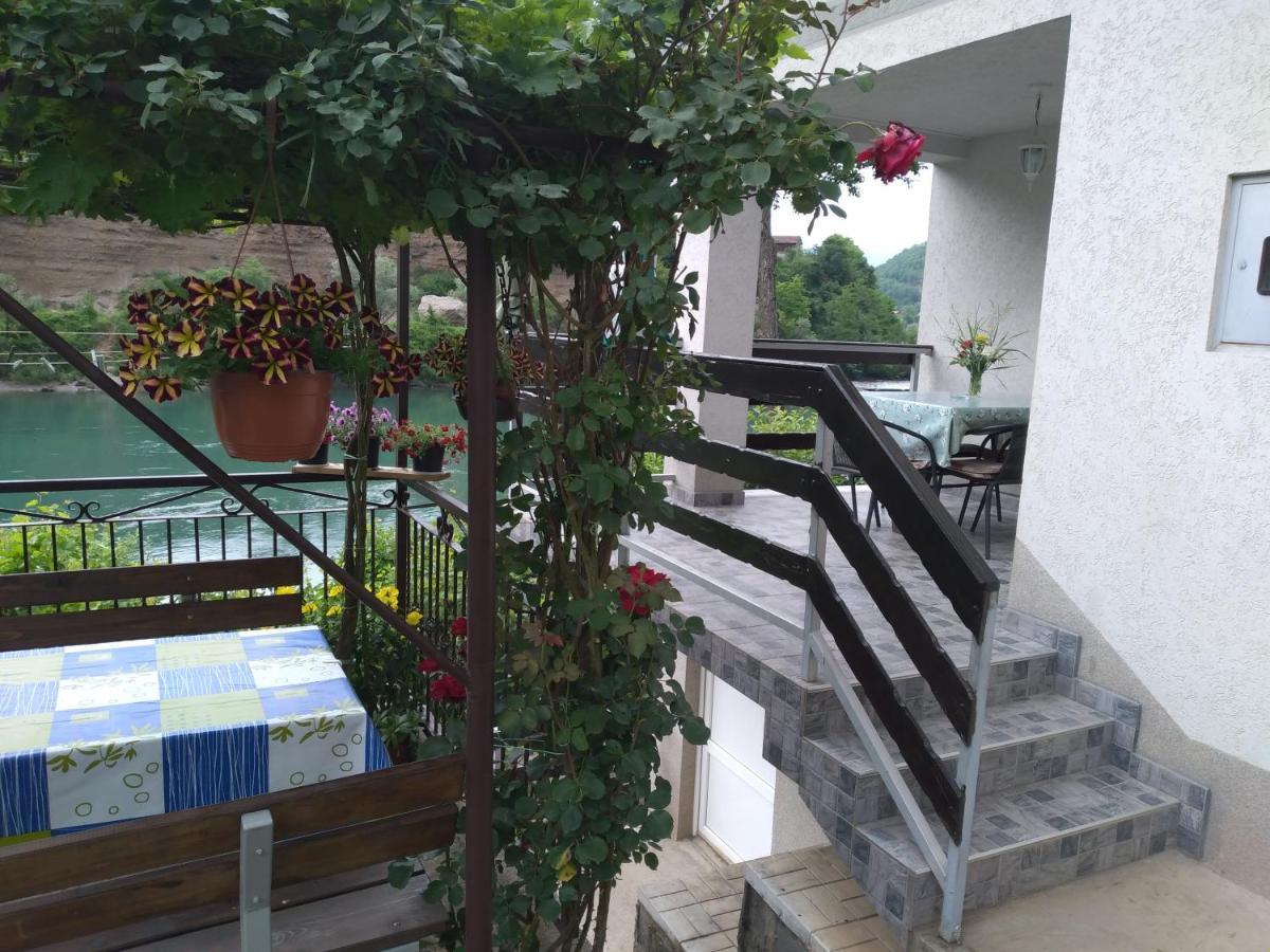Bed and Breakfast Prenociste Na Drini Foca Exterior foto
